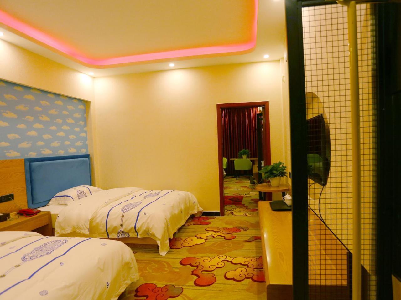 Kunming Mengda Holiday Hotel Bagian luar foto