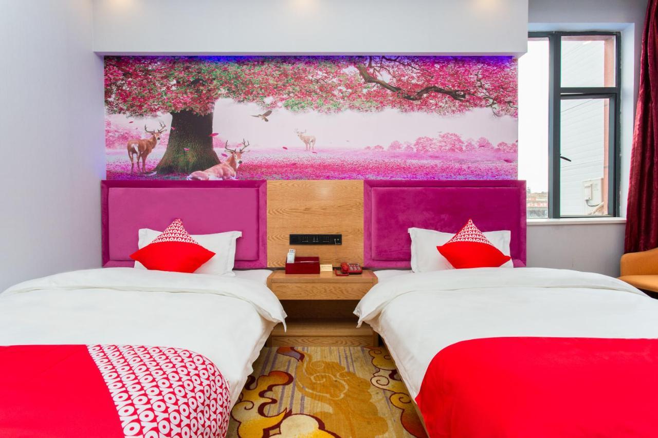 Kunming Mengda Holiday Hotel Bagian luar foto