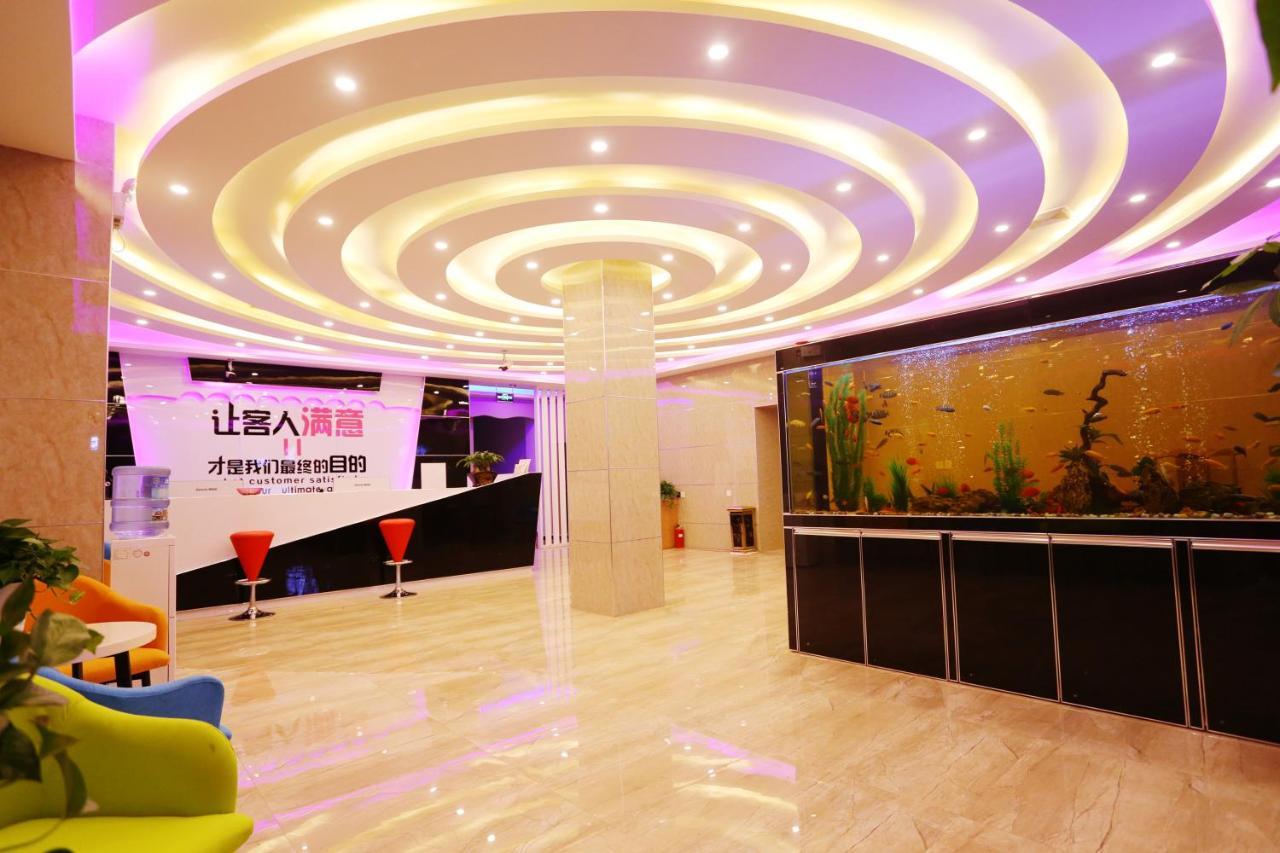 Kunming Mengda Holiday Hotel Bagian luar foto