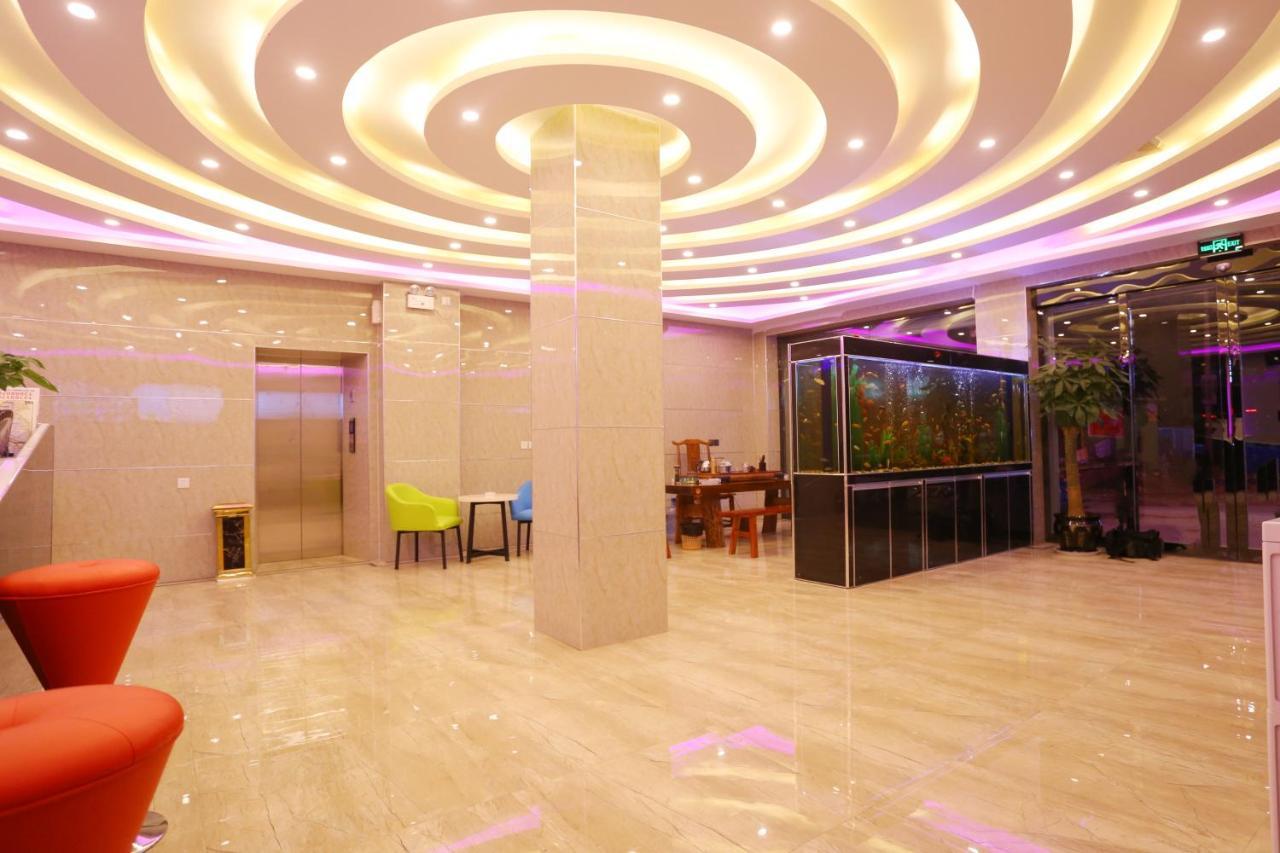 Kunming Mengda Holiday Hotel Bagian luar foto